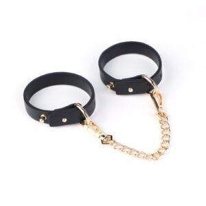 Hot sale sm props pu handcuffs female training bondage black sexy thin handcuffs alternative adult products