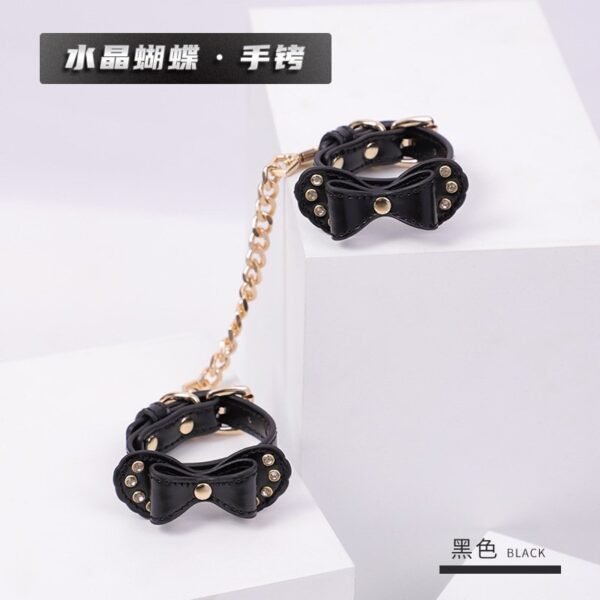 High-grade sm props torture instruments pu binding handcuffs retro diamond bow sexy handcuffs alternative adult products